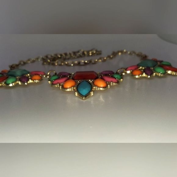 💥3/$25💥Boho Spring Colorful Statement Necklace - Picture 6 of 6